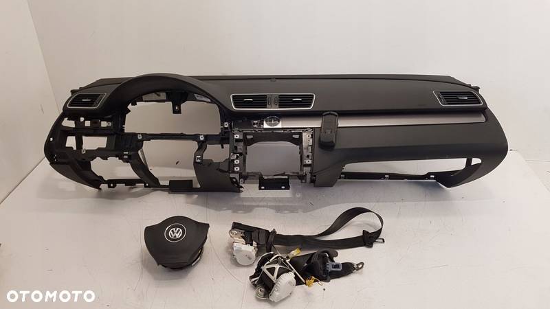 VW PASSAT B7 CC LIFT DESKA KONSOLA AIRBAG PASY ORGINAL DEMONTAZ - 1