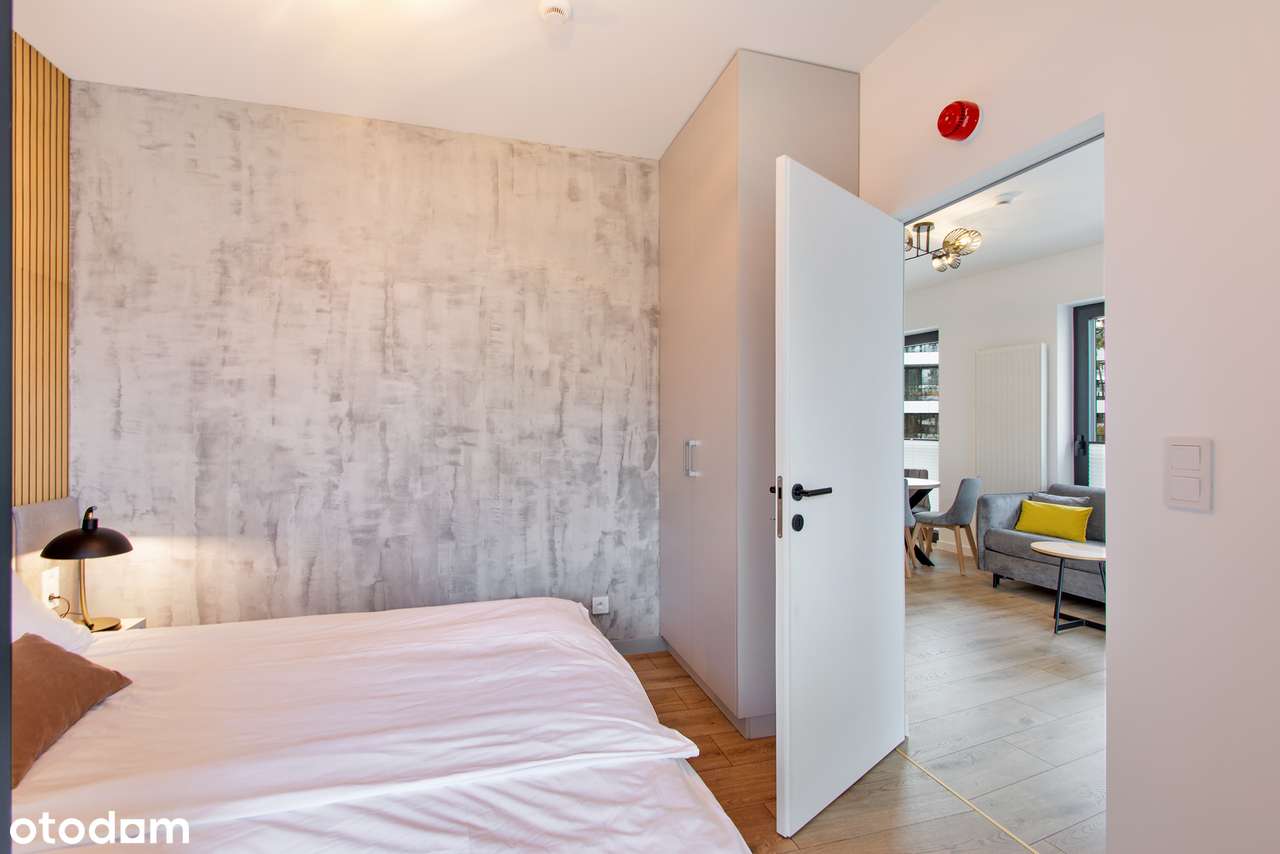 Narożne apartament z dużym balkonem oraz miejscem w hali garażowej-4