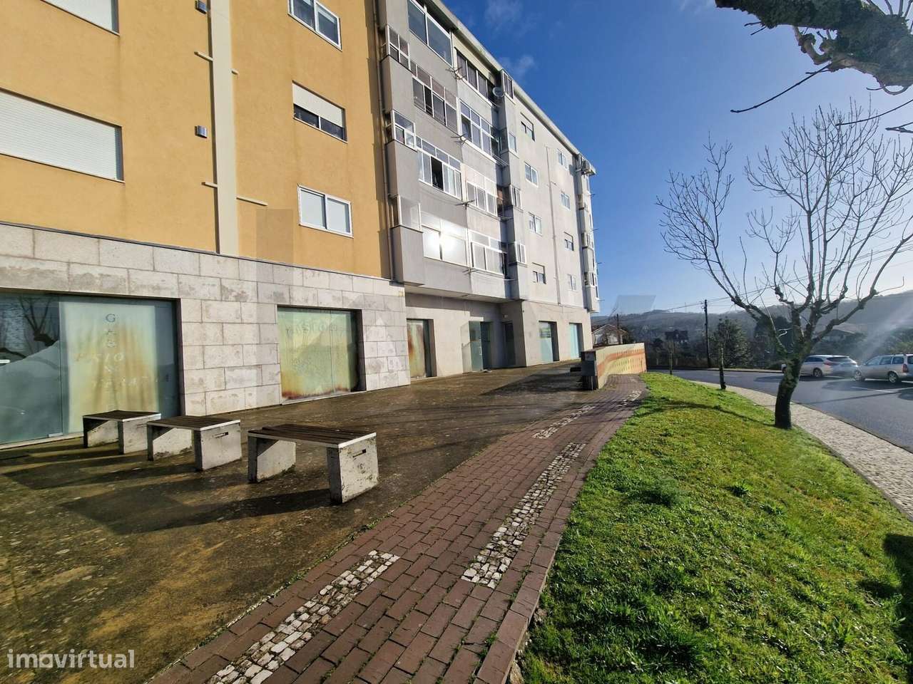 Loja com 59 m2 para venda em São João da Madeira - Grande imagem: 2/12