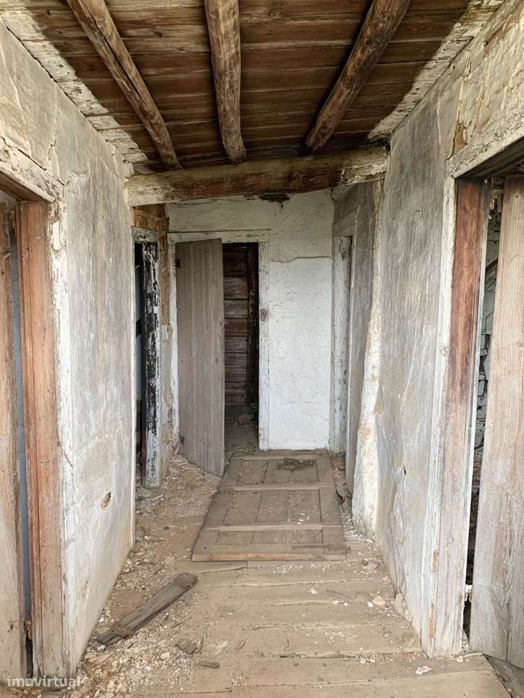 Quintinha com Casas em Xisto-15