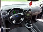 Ford Focus 2.0 16V Ghia - 6