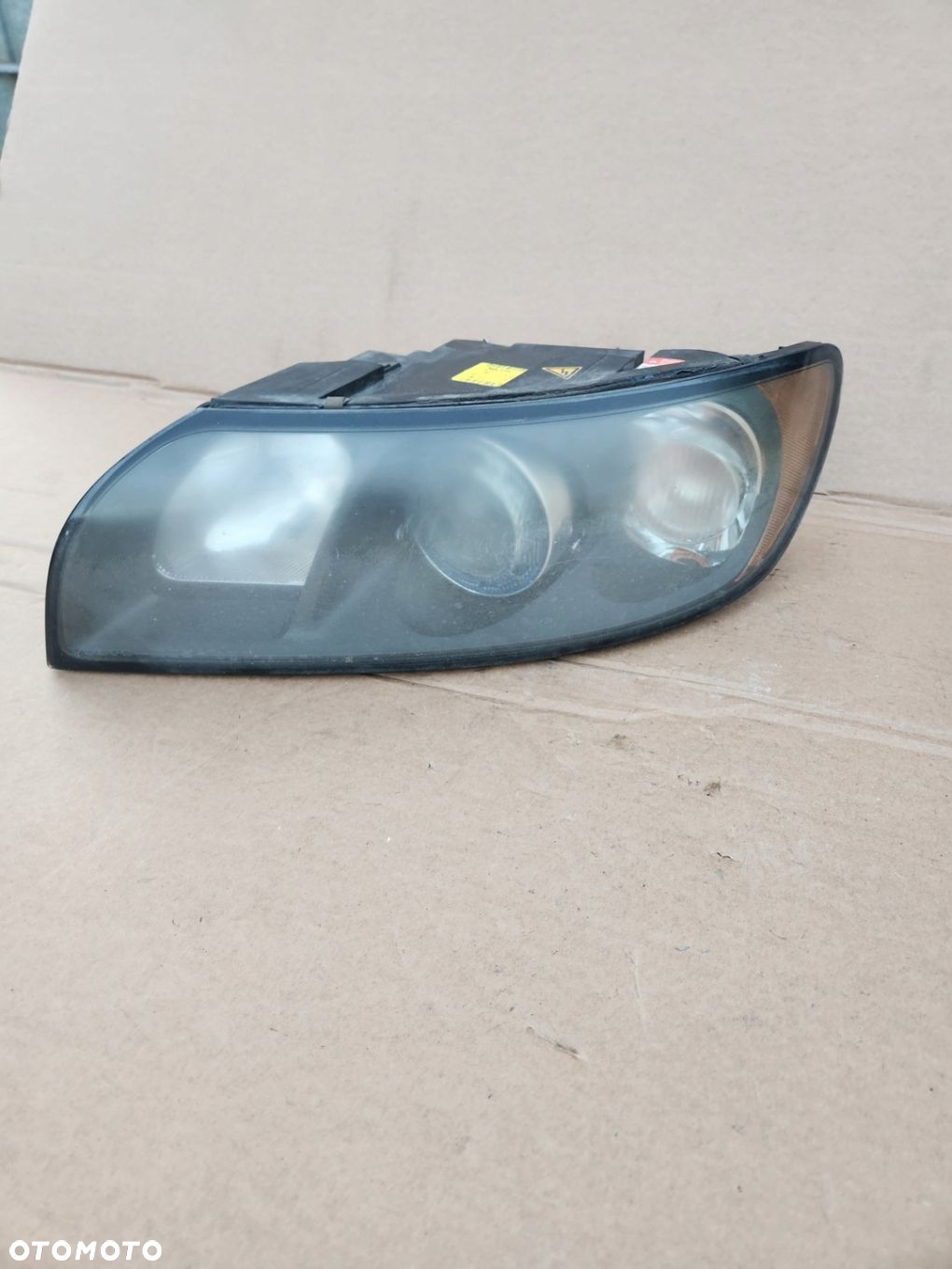 LAMPA LEWA VOLVO V50 S40 XENON 30678902 - 2