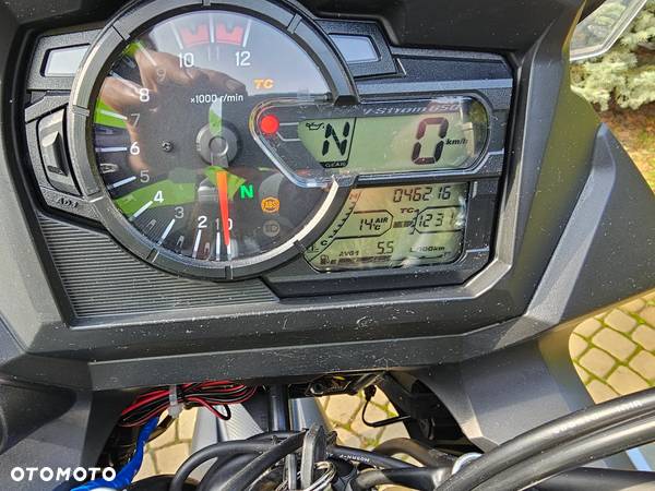 Suzuki V-STROM - 5