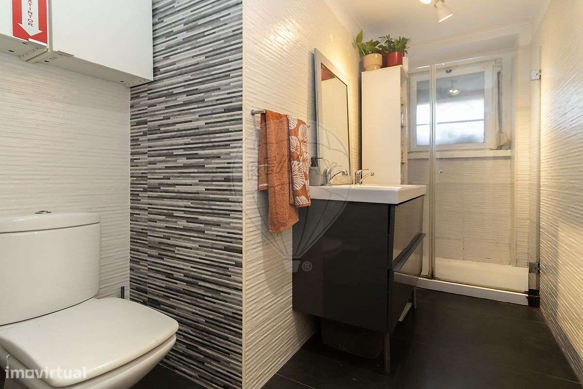 Apartamento T3 à venda em Lisboa-6