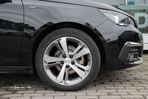 Peugeot 308 SW 1.2 PureTech GT EAT8 - 6