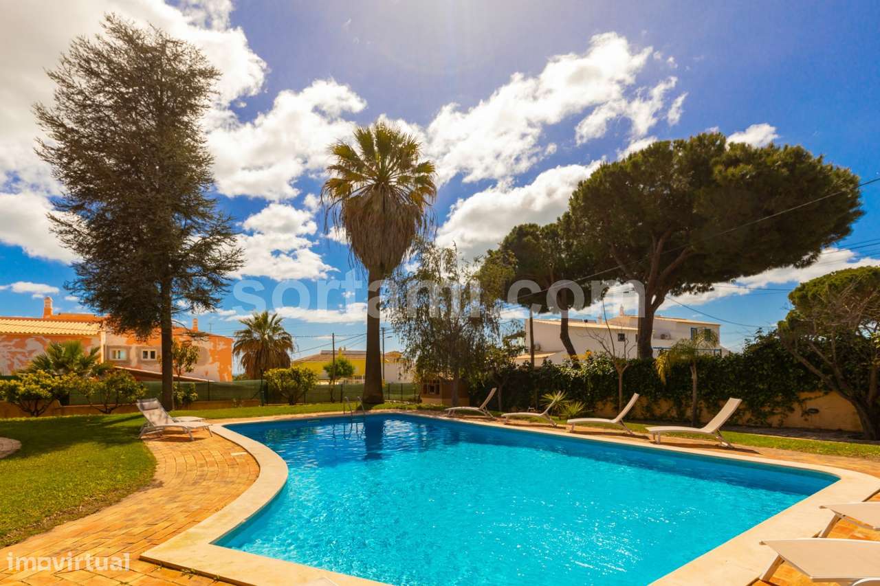 Moradia Isolada T5 Venda em Albufeira e Olhos de Água,Albufeira - Grande imagem: 4/60