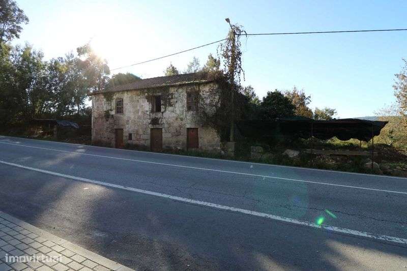 Moradia V2 P/ Recuperar Lodares Lousada - Grande imagem: 4/8