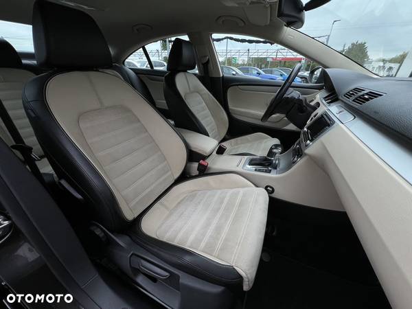 Volkswagen Passat CC 2.0 TSI DSG - 27