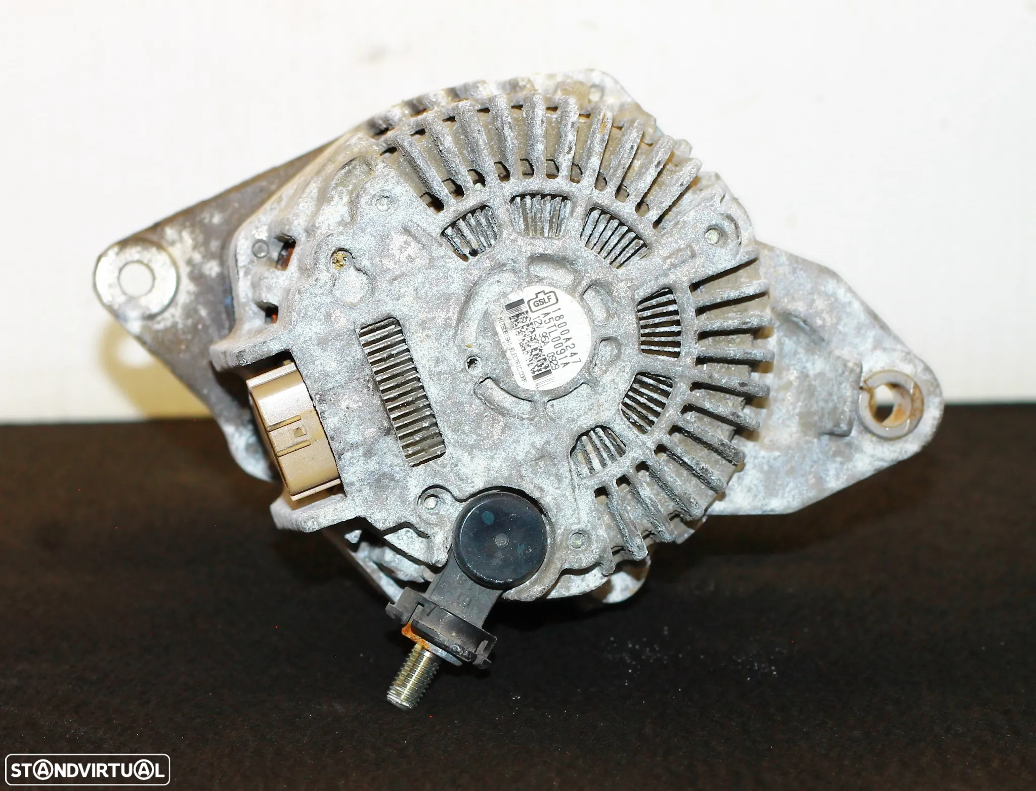 ALTERNADOR MITSUBISHI COLT - 4