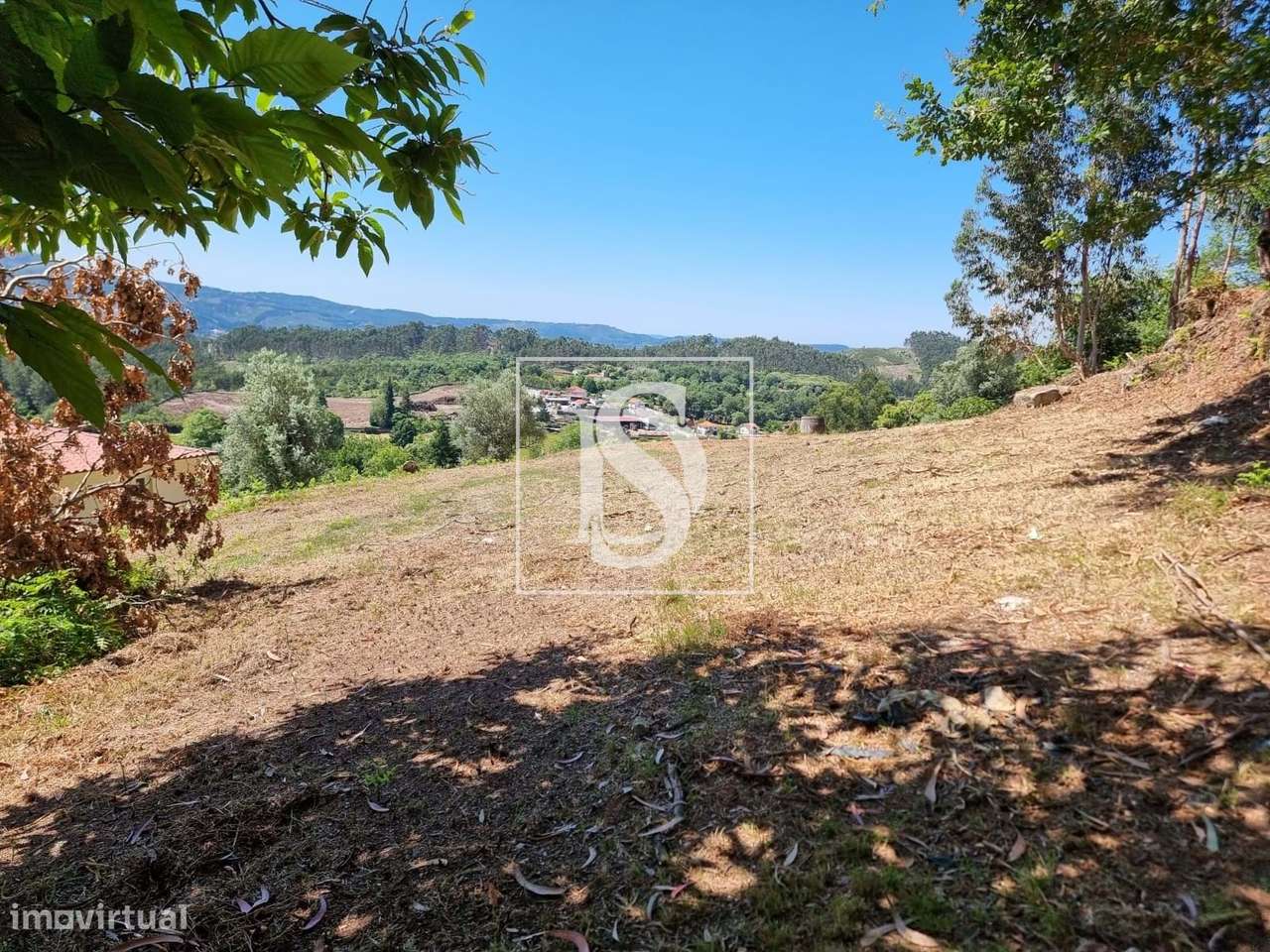 Terreno com Capacidade de Construção-16