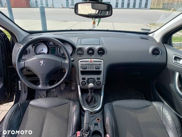 Peugeot 308 2.0 HDi Premium Plus - 7