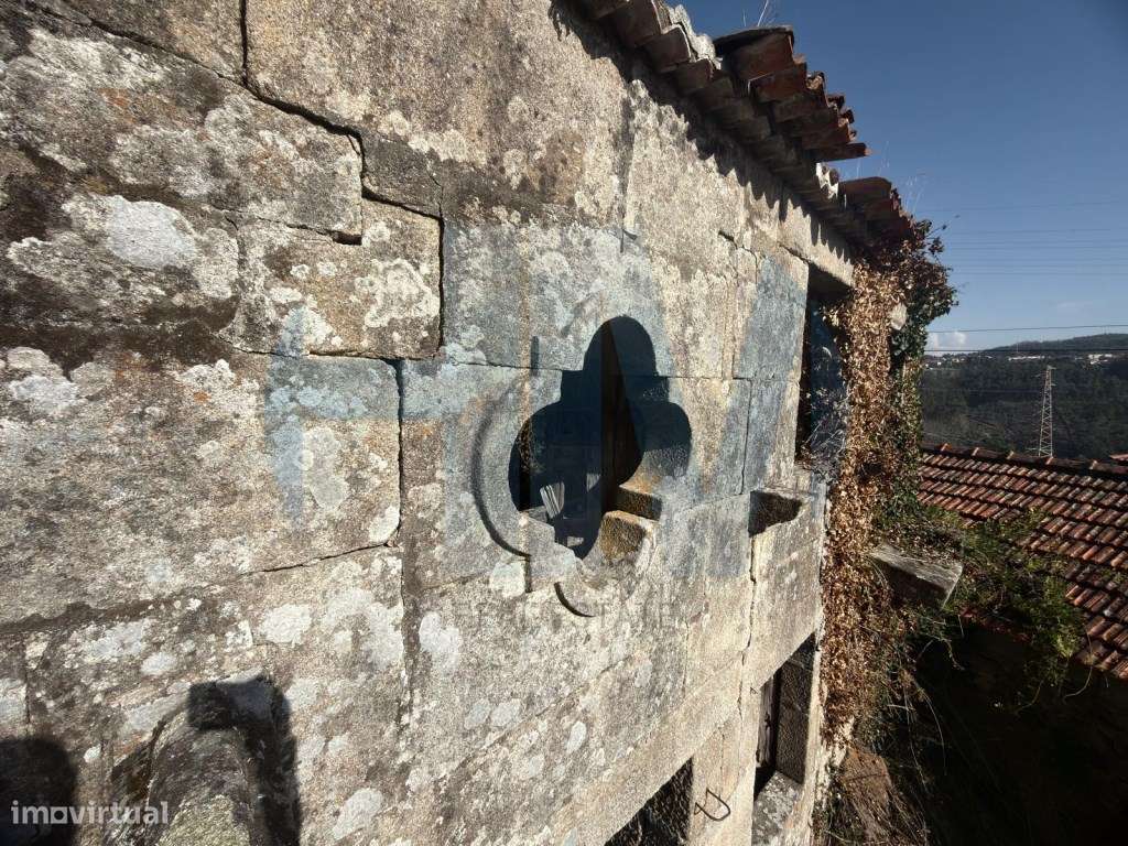 Quinta Histórica com Vista Deslumbrante sobre o Rio Tâmega - Grande imagem: 4/28