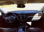 Volvo XC 60 B5 B Momentum Pro - 25