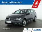 Volkswagen Golf - 1