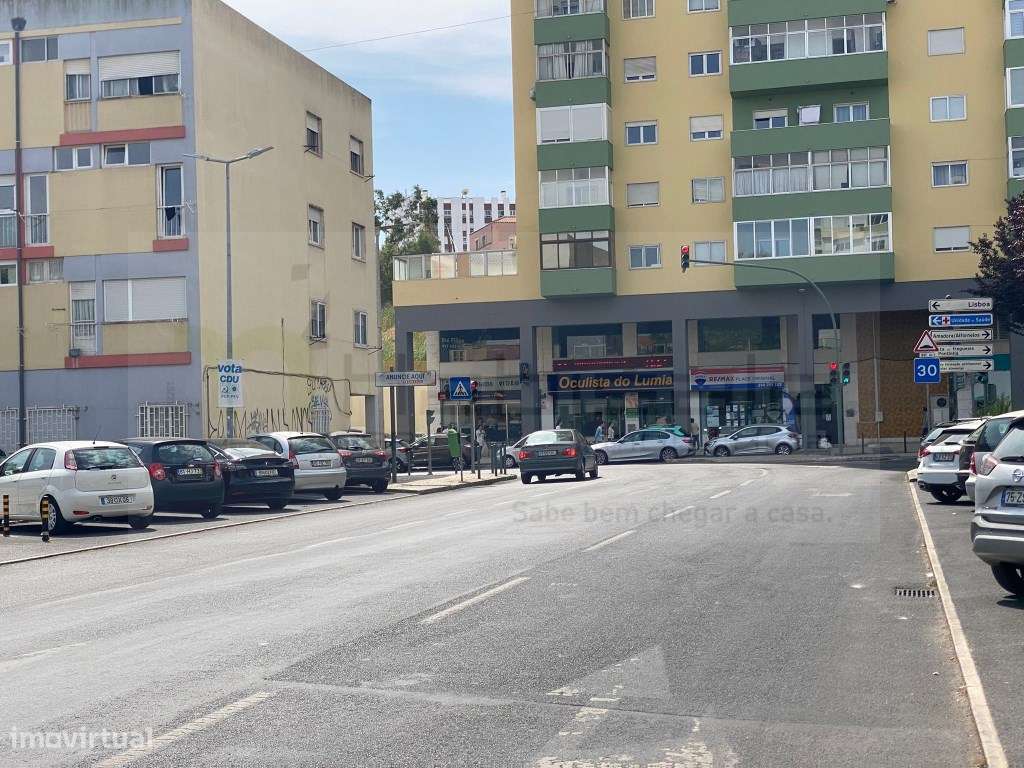 Apartamento T3 perto do mercado da Pontinha - Grande imagem: 4/26