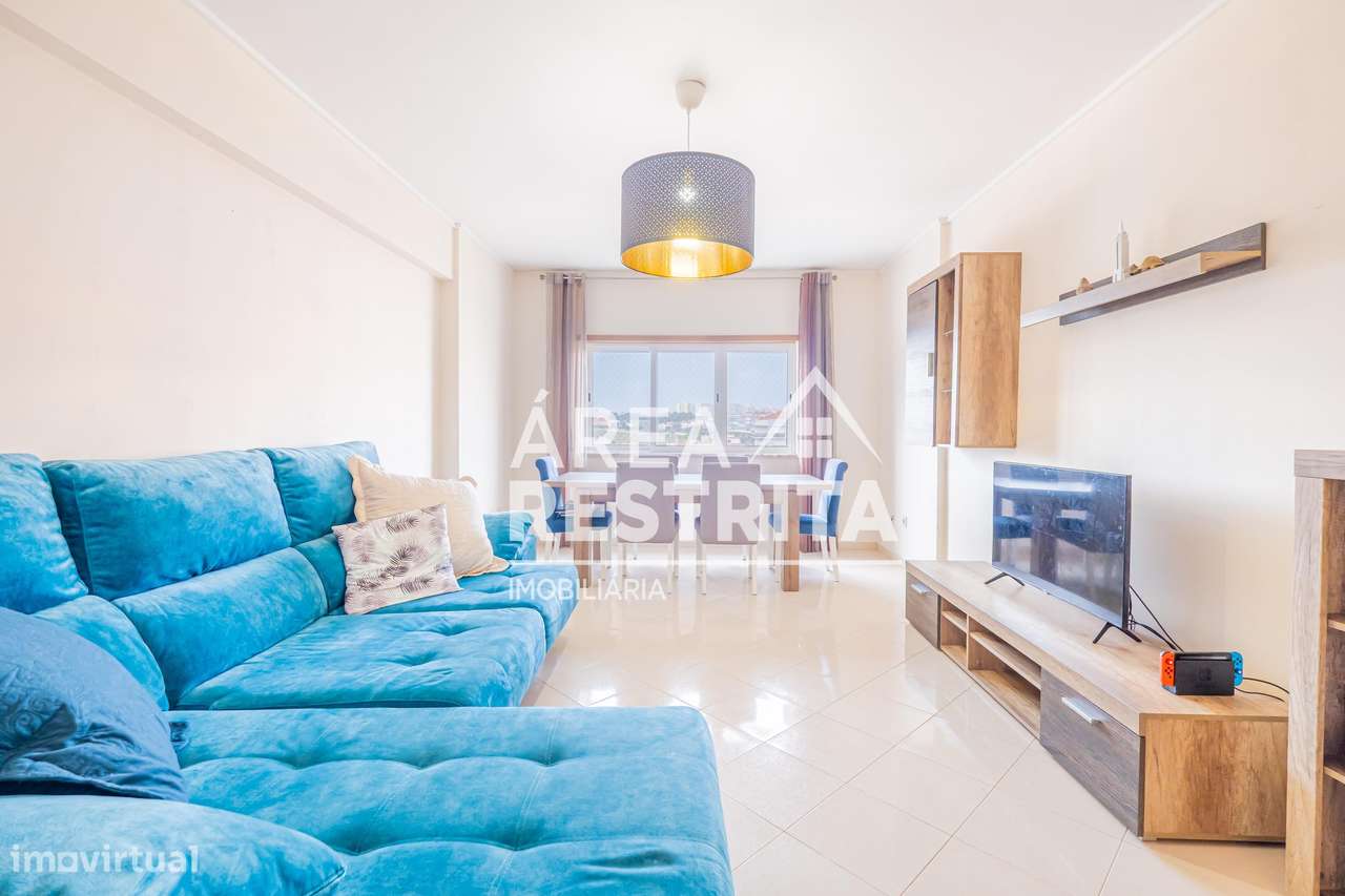 Apartamento T3 em Corroios com parqueamento e arrecadação - Grande imagem: 3/51