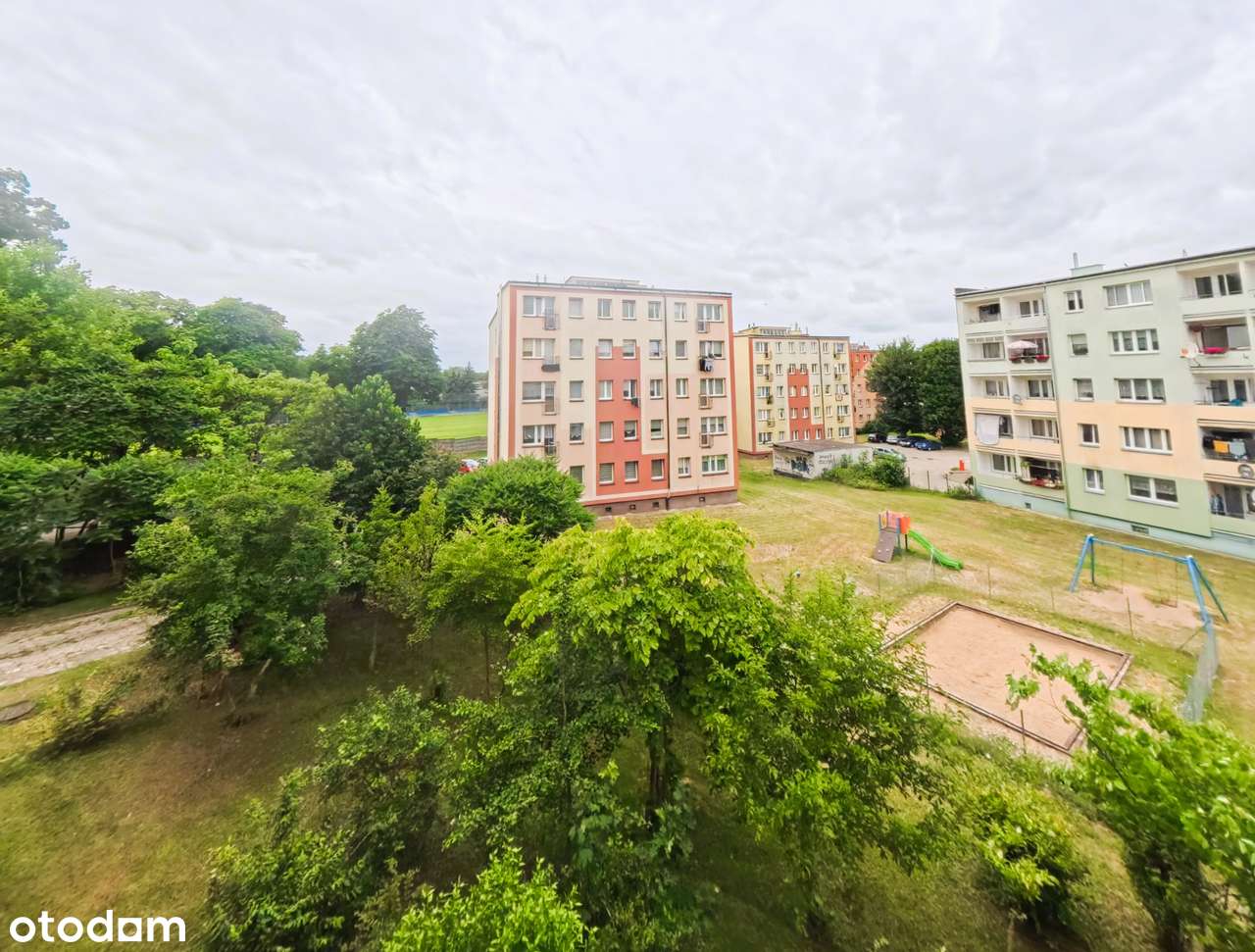 Na sprzedaż: 2-pokojowe mieszkanie 48 m², 2 piętro–Gryfice, ul.Klonowa-9