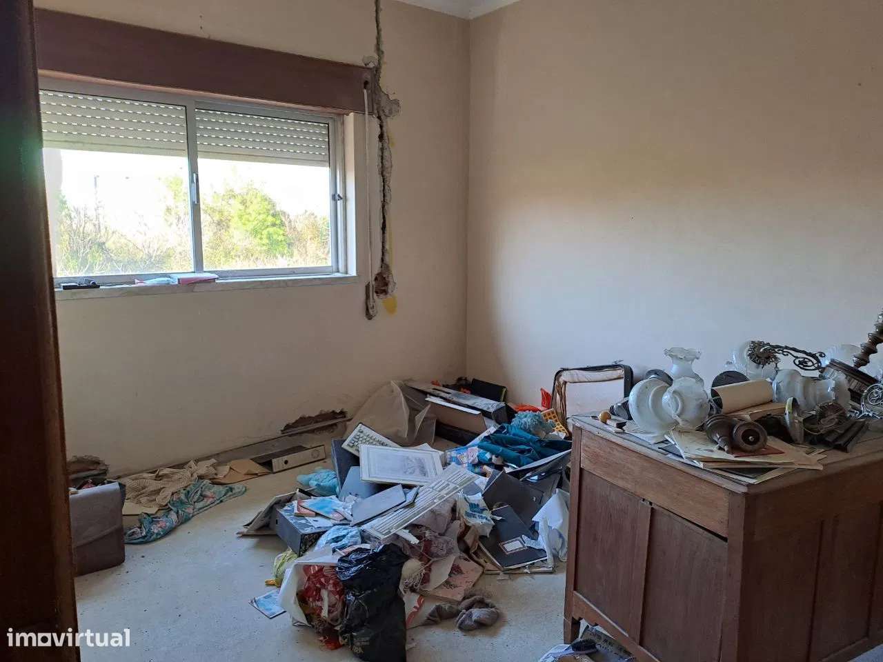 Moradia M5 com Jardim, Quintal com árvores de fruto - Santo Varão-18