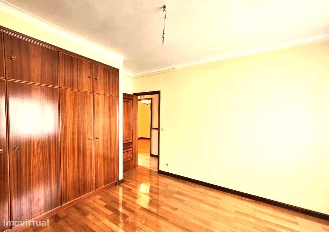 Andar de Moradia T3 c/ Terraço - Campanhã - Porto-14