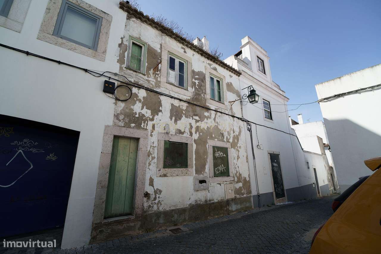 Edifício de Charme com Projecto de Recuperação - Almada-36