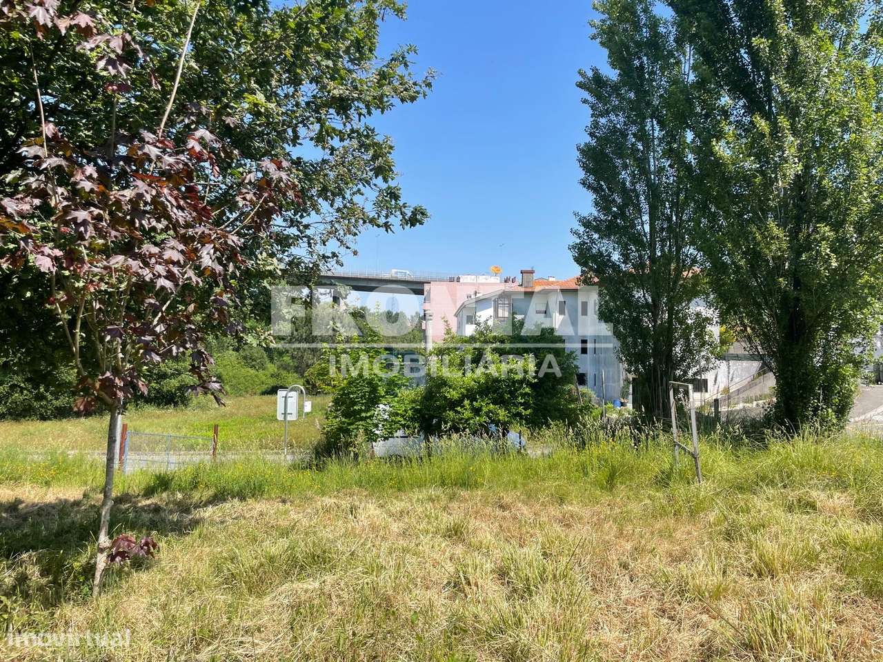 Terreno à venda – Oliveira do Douro - Grande imagem: 5/21