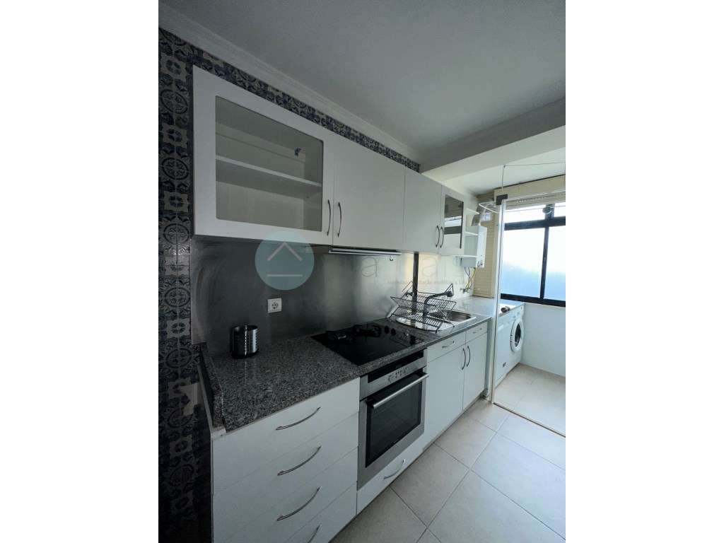 T1 - Rua Dr. Eduardo Santos Silva, Junto às Faculdades - Grande imagem: 4/12