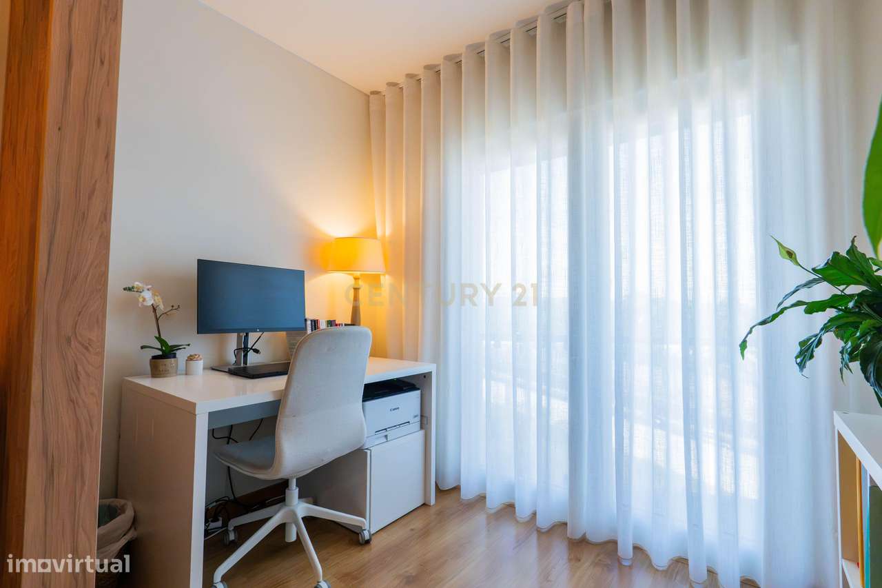 T2 com 115m² na Quinta de São Macário | Varandas | Elevador | Arrecada-32