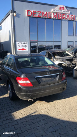 Dezmembram Mercedes-Benz C Class 2.2 CDI an fabr. 2010 E5 - 3