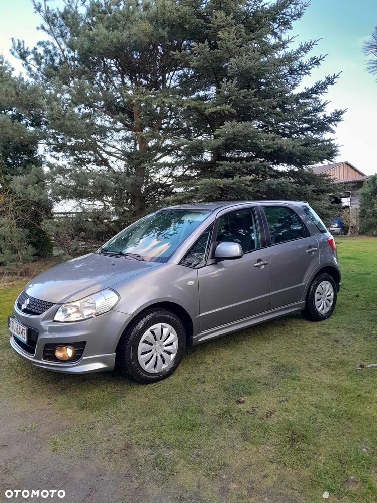 Suzuki SX4