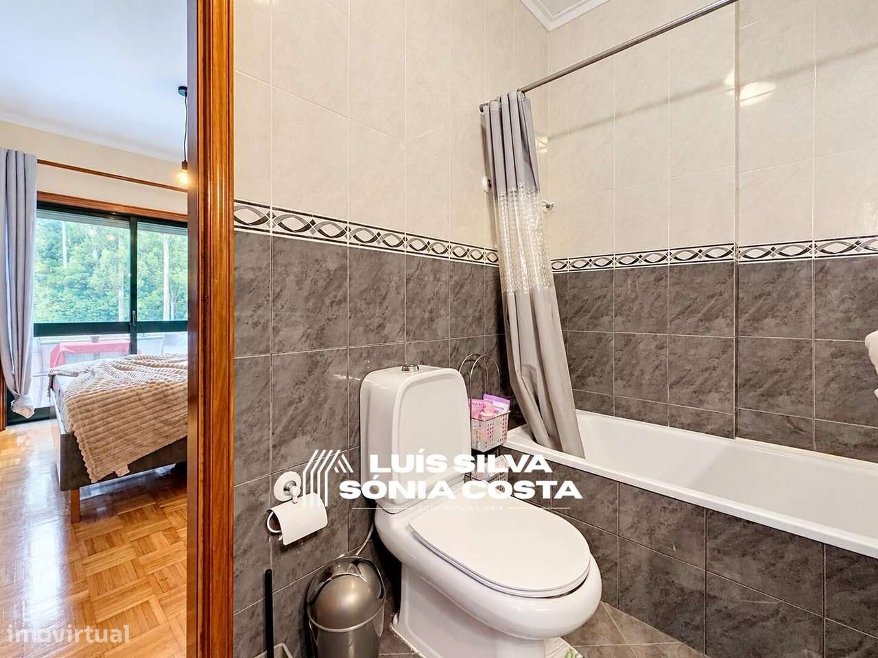 Apartamento T2+1 c/ Garagem Fechada & Duas Varandas | Santa Maria...-25