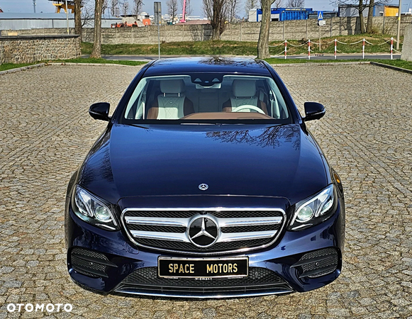 Mercedes-Benz Klasa E 300 de T 9G-TRONIC Exclusive - 2