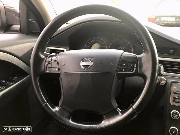 Volvo XC 70 D5 Summum Geartronic - 17