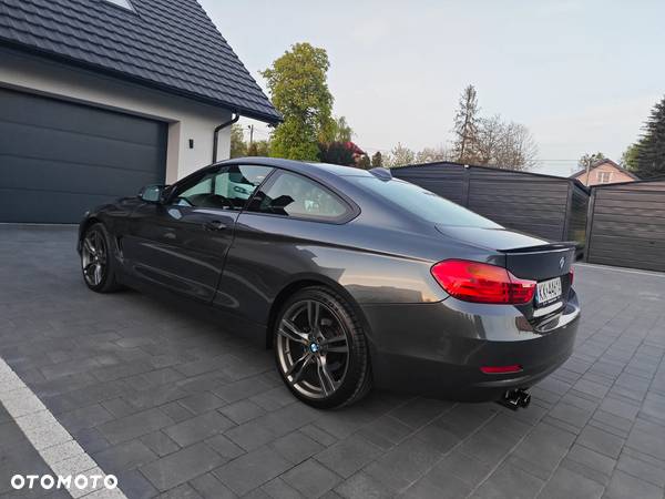 BMW Seria 4 420i Coupe xDrive Sport-Aut Advantage - 13