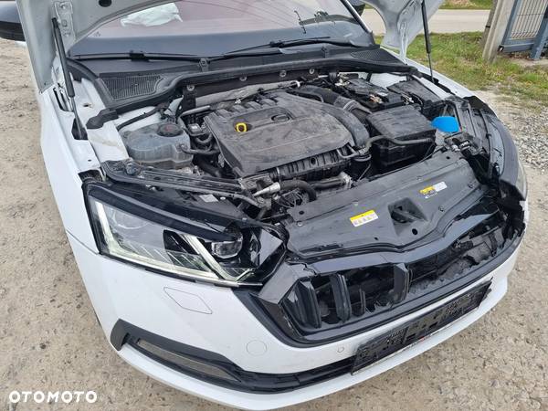 Skoda Octavia Combi 1.5 TSI e-TEC DSG Sportline - 28