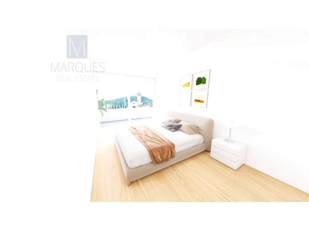 Apartamento T2 com Varanda e Parqueamento em Santana - Sesimbra-6