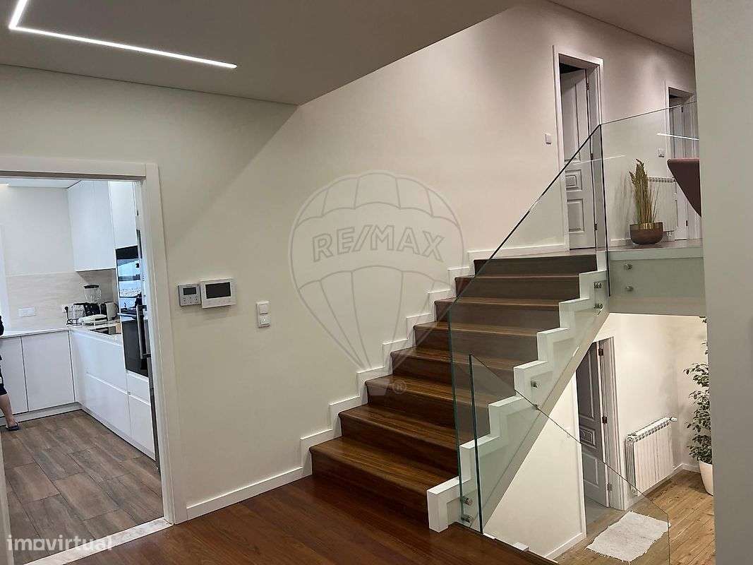 Moradia T4 para venda-15