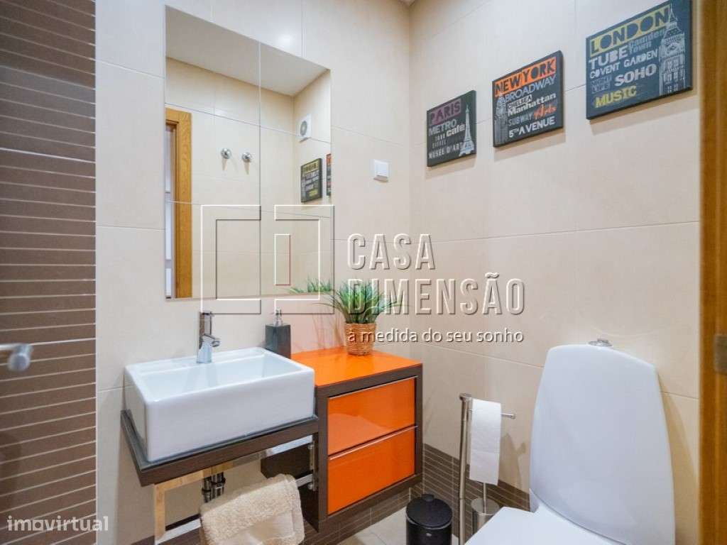 Apartamento de tipologia T2 na Serra de Carnaxide, como NOVO!!-28