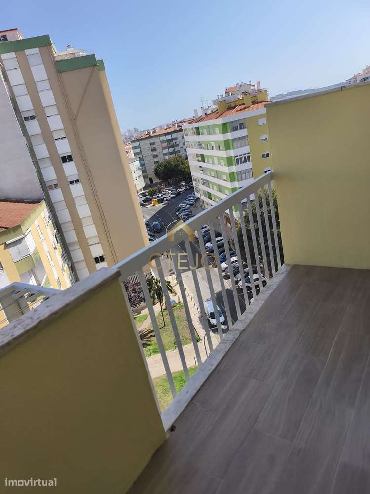 Apartamento T3 totalmente remodelado-30
