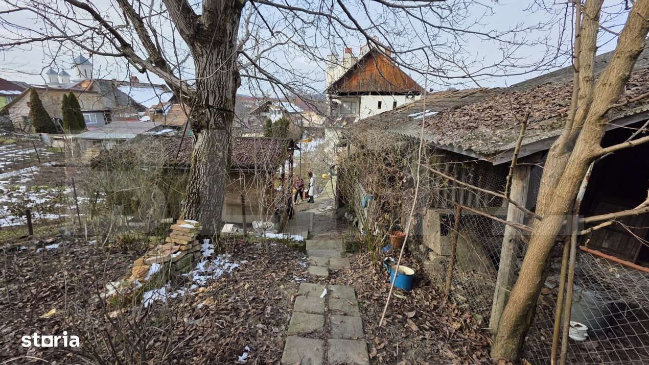 Casa de vanzare, cu 4 camere, 120 mp, teren de 1500 mp, zona centrala - Imagine principală: 2/19