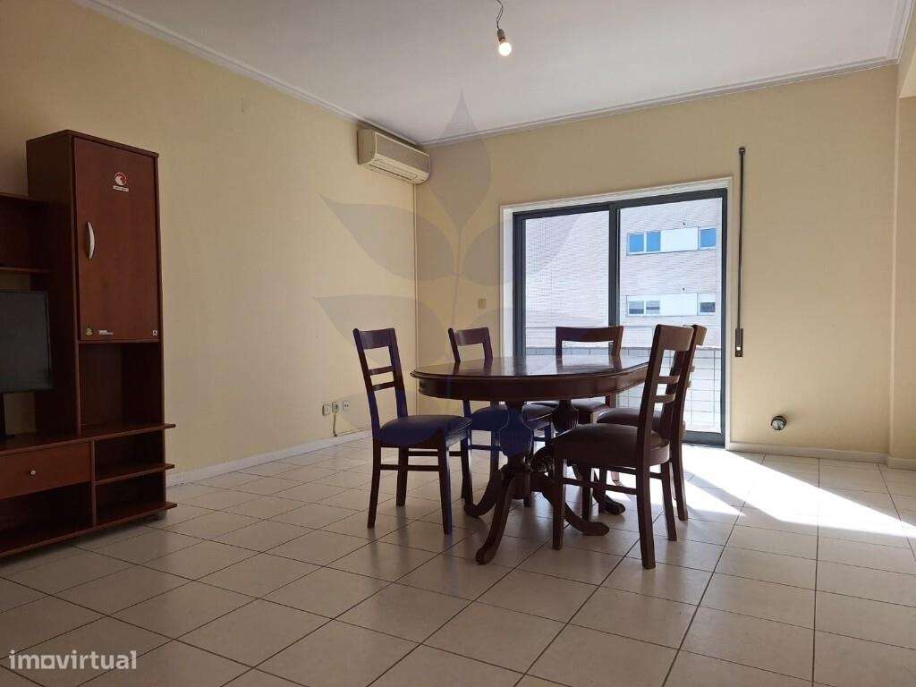 Apartamento T3 em São Victor - Mobilado e Equipado - Grande imagem: 4/27