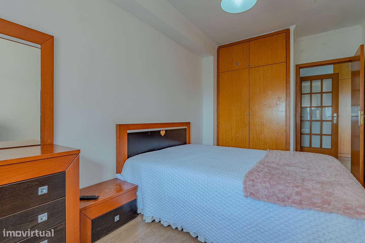 Apartamento T2 Padrão da Légua-39
