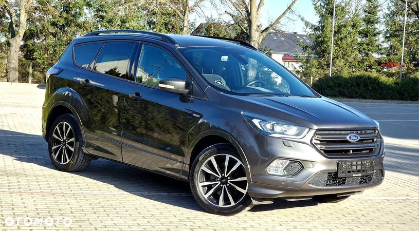 Ford Kuga - 13