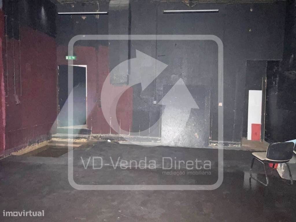 Loja com 450m² na Estrela | 2 Pisos | Excelente localização - IMÓVE...-17