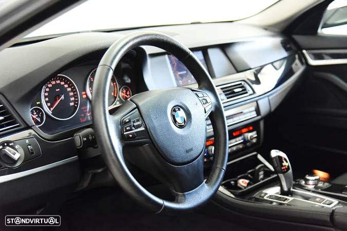 BMW 525 d Exclusive Auto - 14