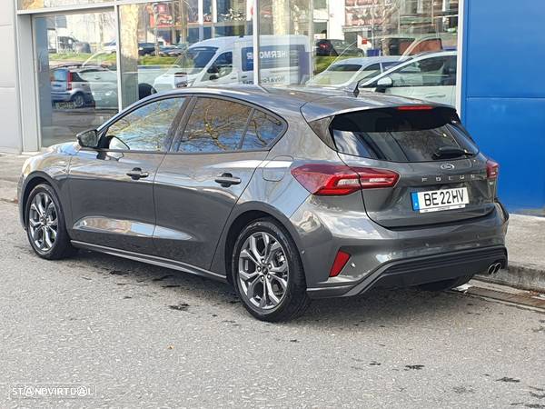 Ford Focus 1.0 EcoBoost MHEV ST-Line - 19