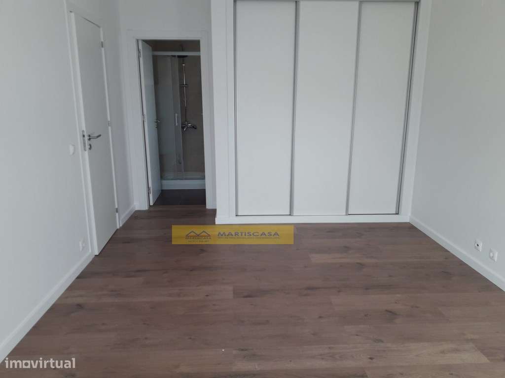 Moradia T3+1 Centro Ericeira/VISTA MAR - OFERTA ESCRITURA E REGISTOS-35