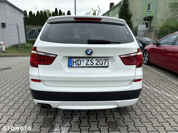 BMW X3 xDrive20d - 11