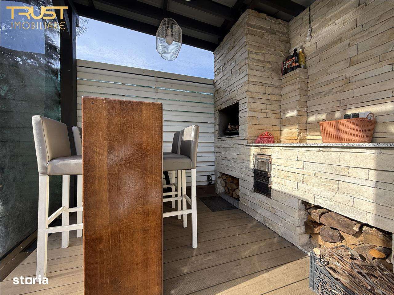 Duplex cu 4 camere l Sub Cetate l 165 MP Curte-17