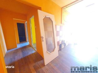 Apartament 3 camere Tudor zona Dacia etaj 4