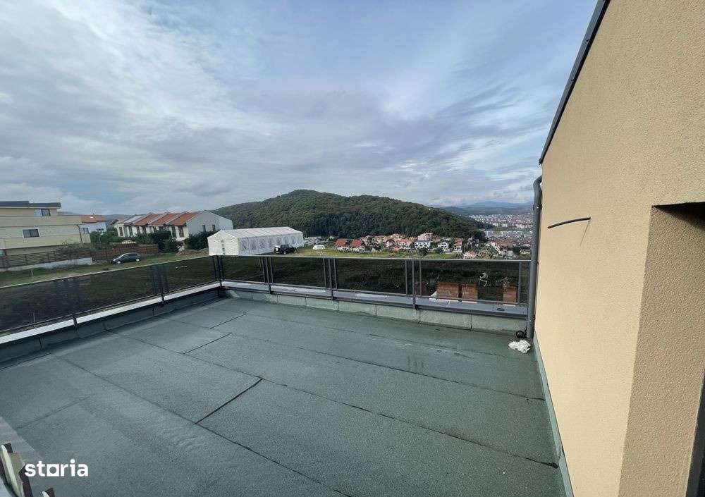 Duplex Deosebit, Vedere Panoramica, 119mp, 250mp Teren, Zona VIVO - Imagine principală: 4/7